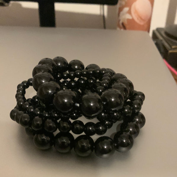 Black pearl bead bracelet